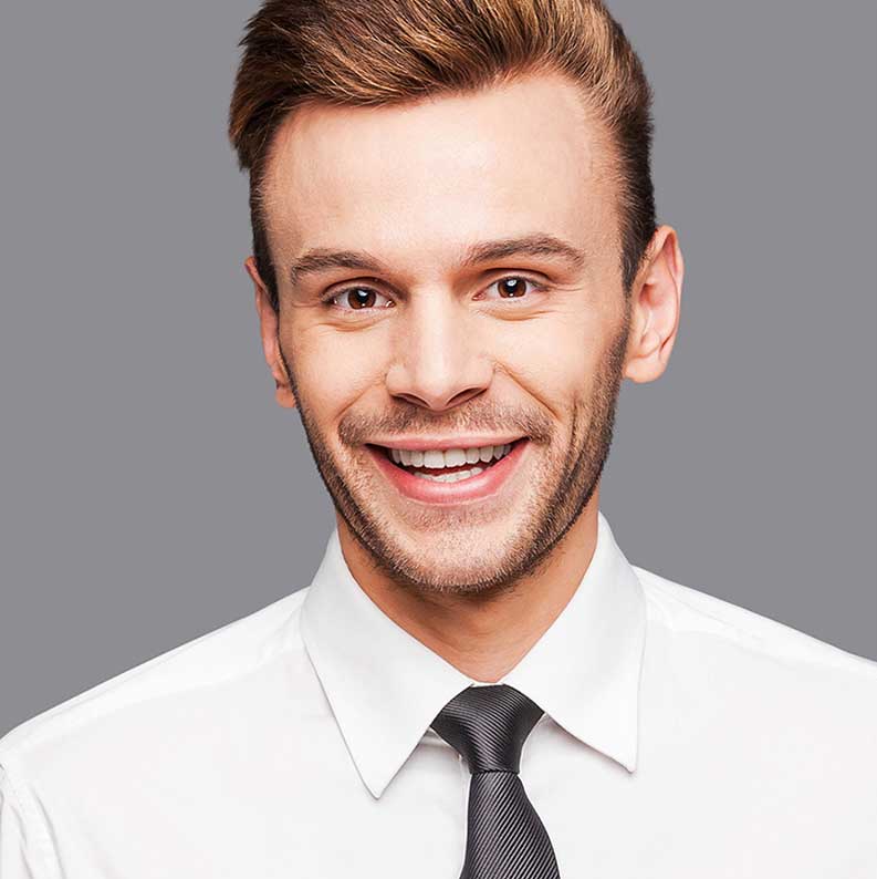 ທ່ານ ສູນທອນ ທໍາມະວົງ